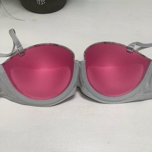PINK Victoria's Secret Intimates & Sleepwear - Pink bra PINK Victoria's Secret Intimates & Sleepwear - Pink bra